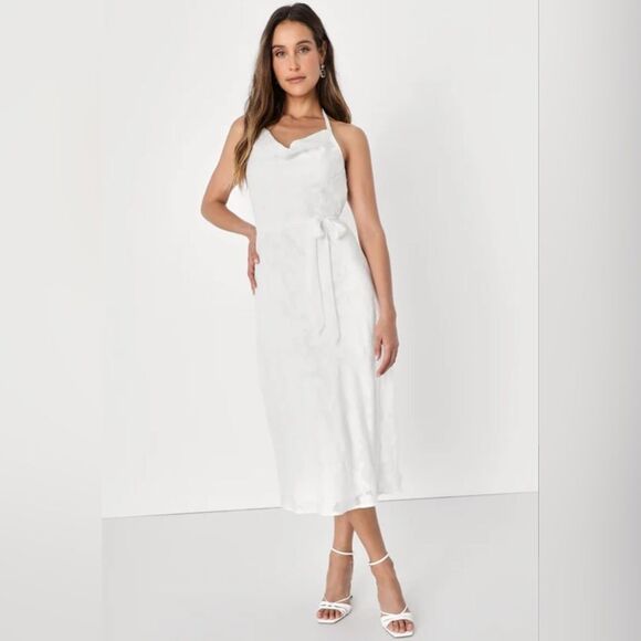 Lulus Graceful Charm White Burnout Floral Jacquard Halter Midi Dress, Medium NWT - Picture 1 of 10